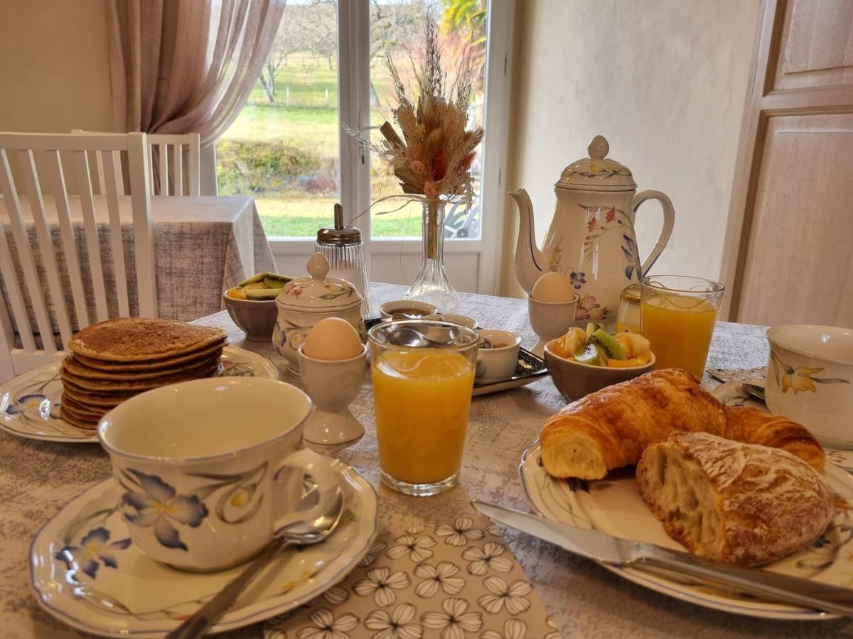 Les Chenes Rouges Bed & Breakfast Veyrines-de-Domme Exterior foto